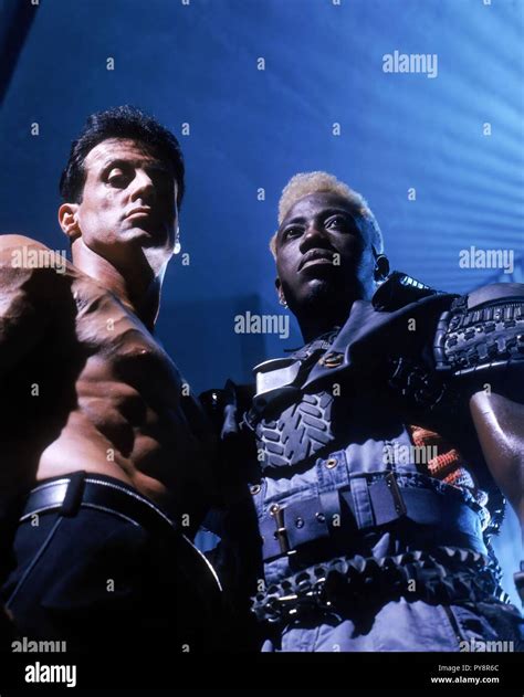 Demolition Man .